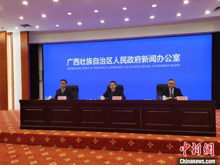廣西互聯(lián)網(wǎng)上線新聞發(fā)布會(投資20億元的廣西新媒體中心)