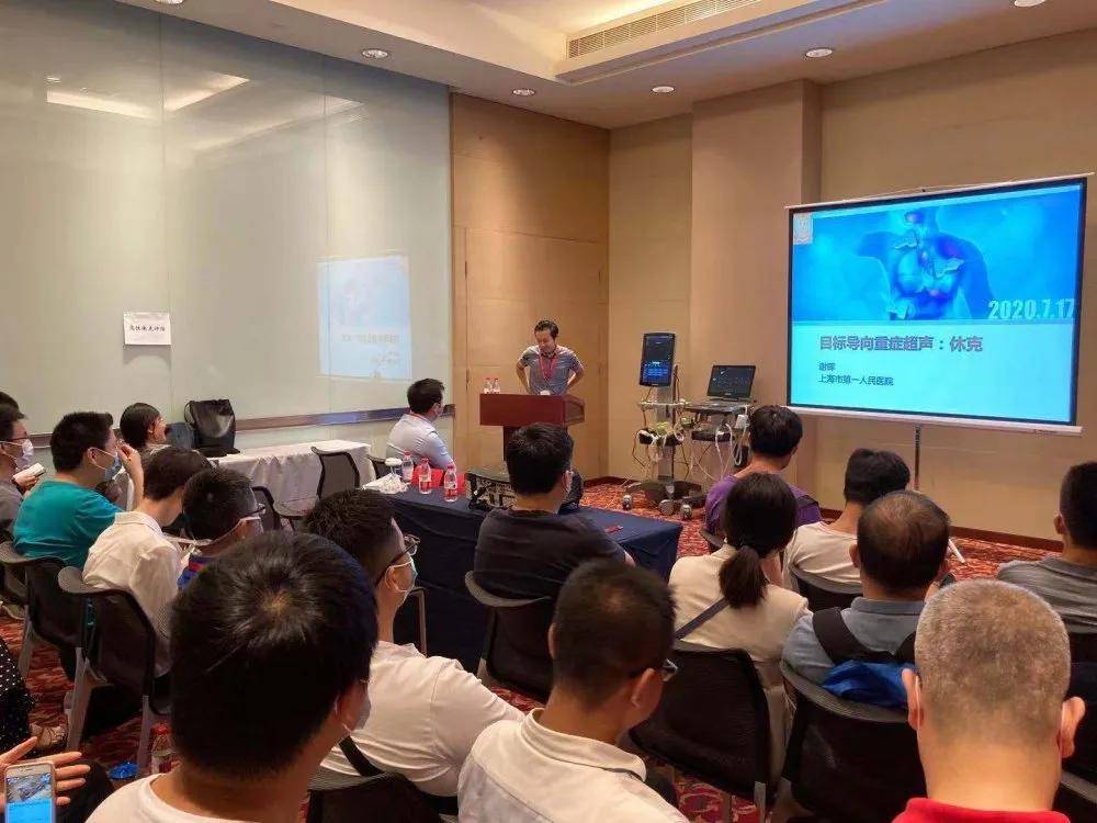 互聯(lián)網(wǎng)學(xué)術(shù)交流會(huì)議新聞稿(學(xué)術(shù)講座會(huì)議新聞稿)