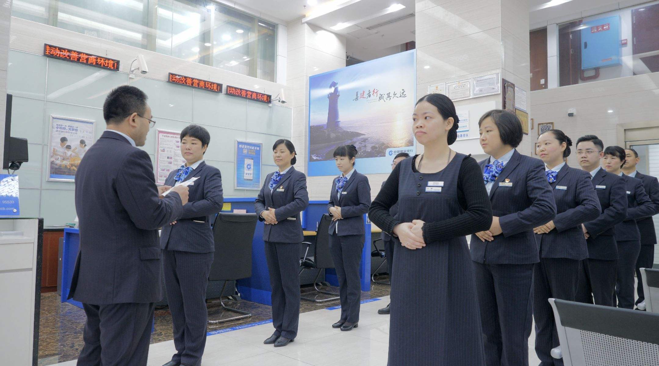 懷化網(wǎng)站建設銀行(湖南省懷化市建設銀行客服電話)