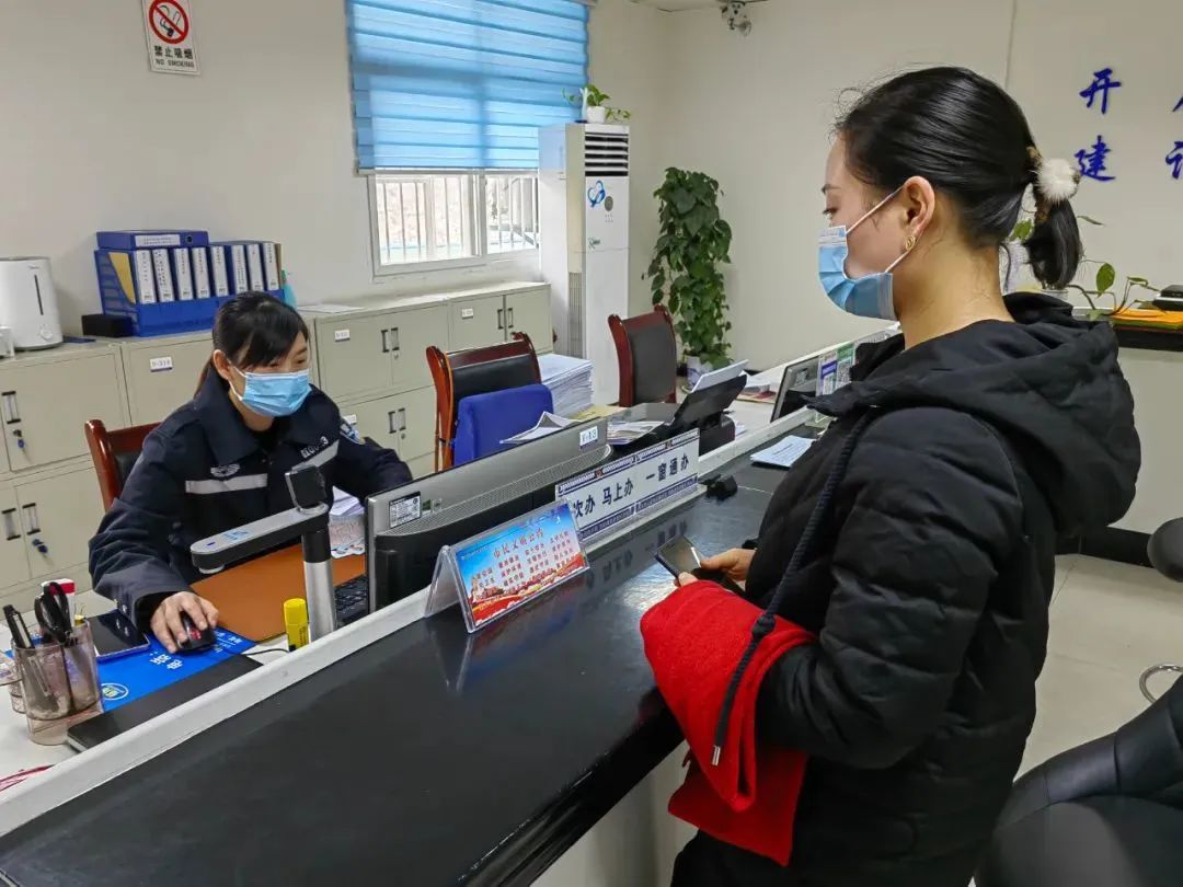 鄉(xiāng)鎮(zhèn)推行政務(wù)互聯(lián)網(wǎng)新聞(鄉(xiāng)鎮(zhèn)推行政務(wù)互聯(lián)網(wǎng)新聞報道)