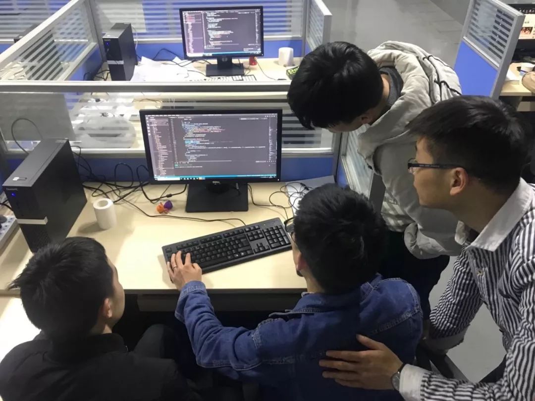 互聯(lián)網(wǎng)團隊最新消息是什么(互聯(lián)網(wǎng)團隊最新消息是什么內(nèi)容)