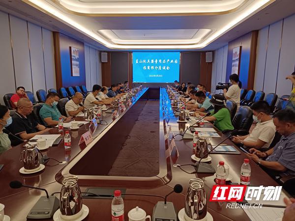 藍山縣互聯(lián)網(wǎng)新聞中心電話(藍山縣互聯(lián)網(wǎng)新聞中心電話地址)